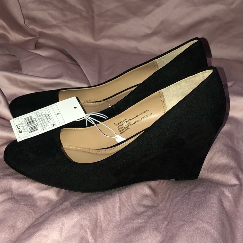 Wedge Heels - Picture 3 of 6